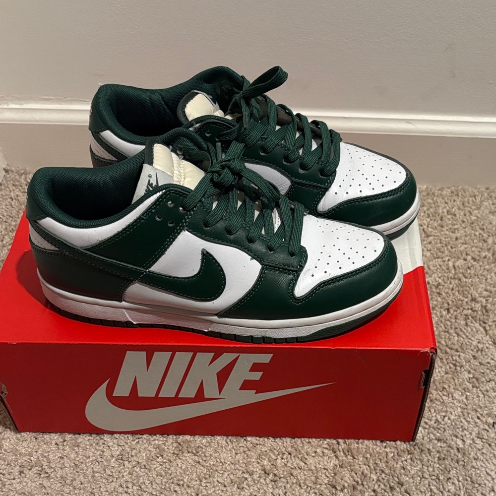 Nike Men's Forest Green and White Sneakers